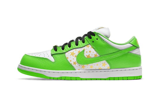 SB Dunk Low 'SUPREME' Mean Green