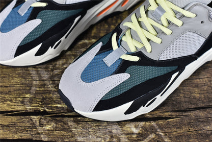 YBoost 700 'Wave Runner'