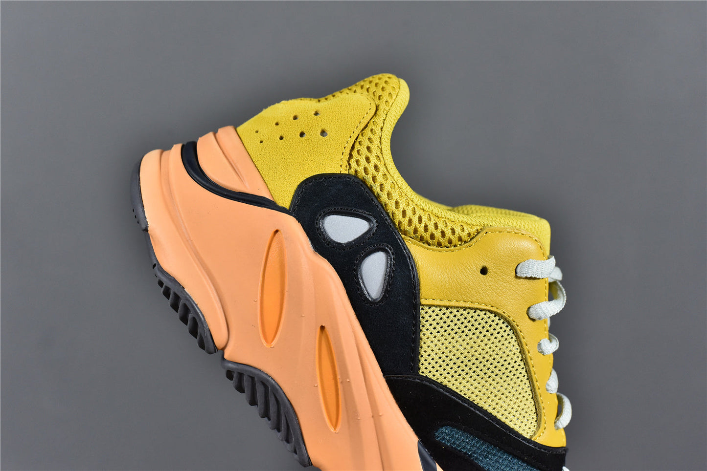 YBoost 700 'Sun'