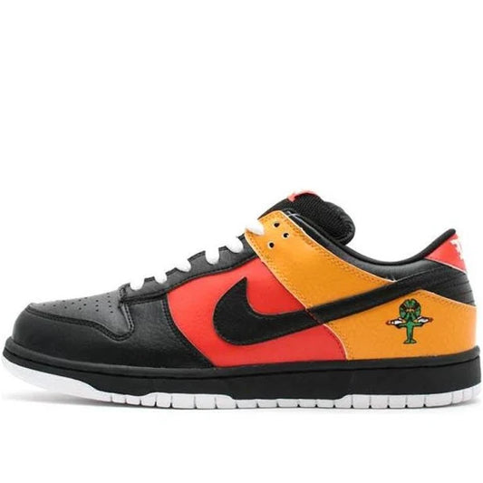 SB Dunk Low Roswell Raygun